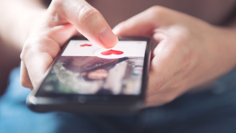 Διαπροσωπικές σχέσεις στη νέα εποχή: Από την οθόνη στην ουσία